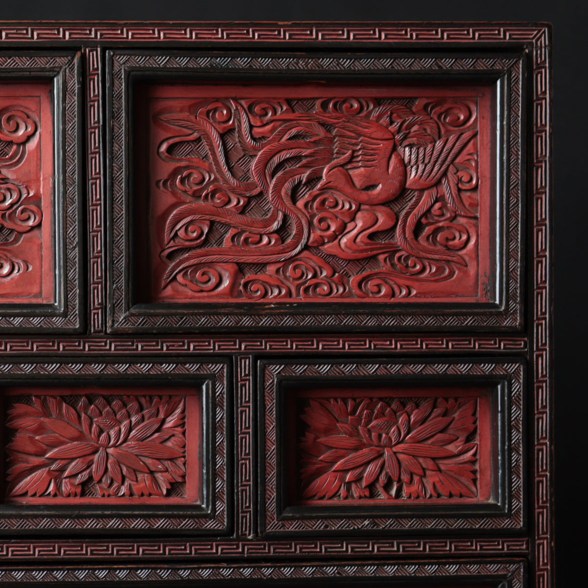 木彫堆朱小抽斗【Small carved wood lacquered chest 】 [k0620
