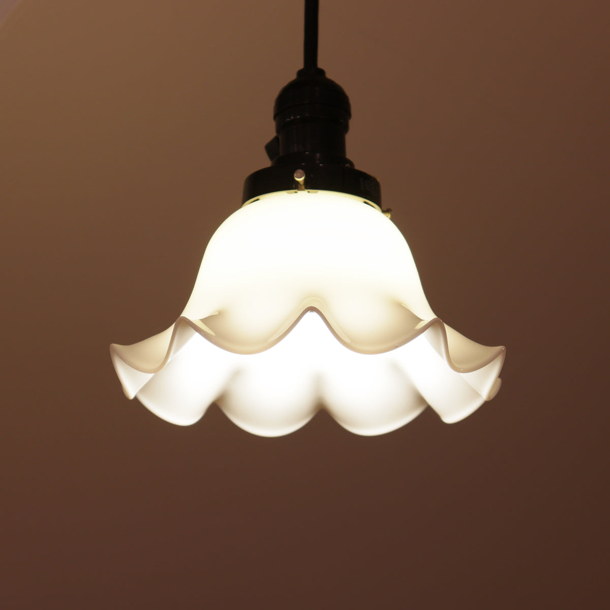 フリルとブルーが素敵な電笠　H29 フリルとブルーが素敵な電笠 H29 - メルカリ