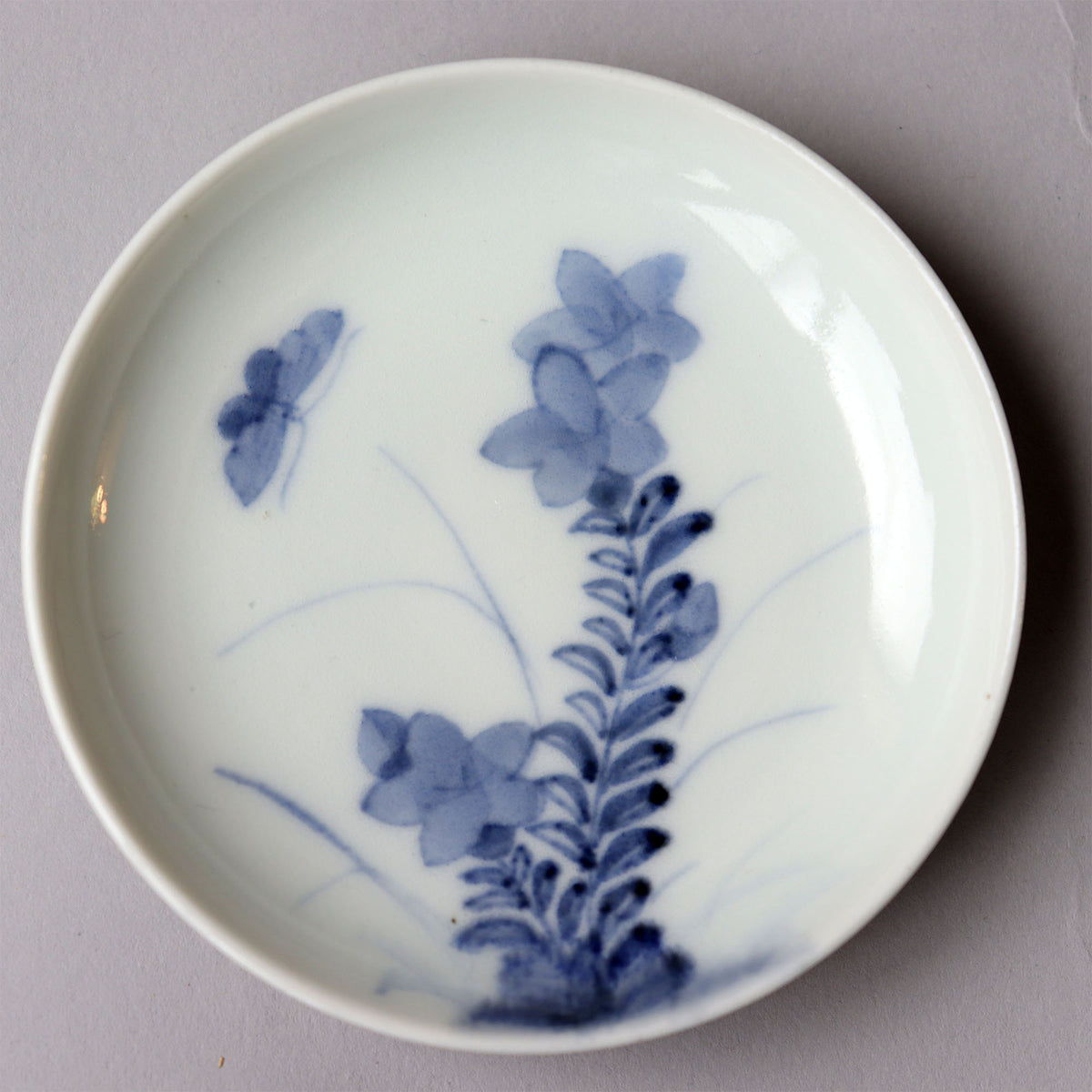 格安saleスタ 古伊万里染付秋草花図豆皿5客揃[p0328]【Old IMARI small plate 工芸品