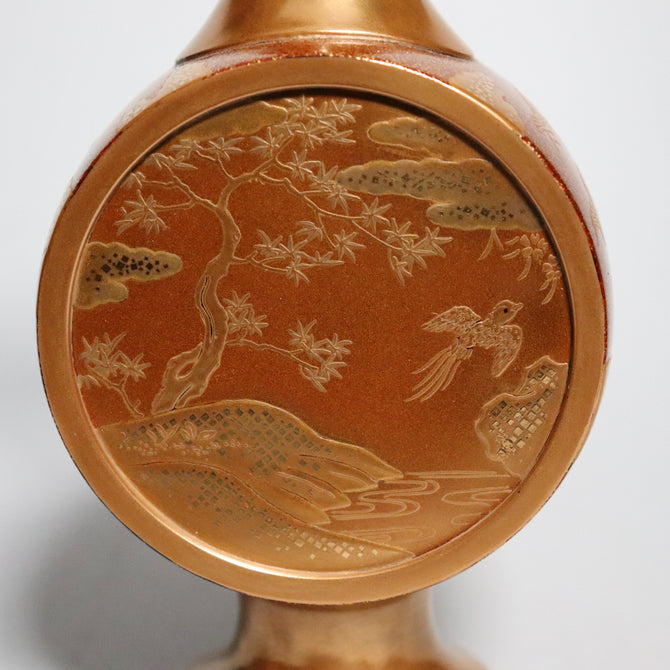 花鳥金蒔絵対花瓶【Gold lacquered vases with Birds and Flowers design】[k0576]