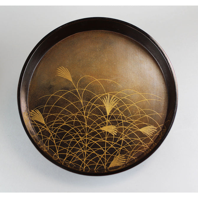 月薄蒔絵鏡巣　長野横笛【Mirror box with moon and silvergrass design by Outeki Nagano】 [k0373]