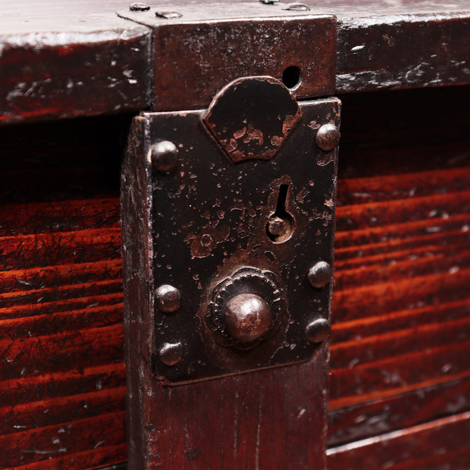 時代箪笥／閂付小箪笥　スタンド付き【Small chest with metal stand】 [j1110]　Japanese Antique Furniture