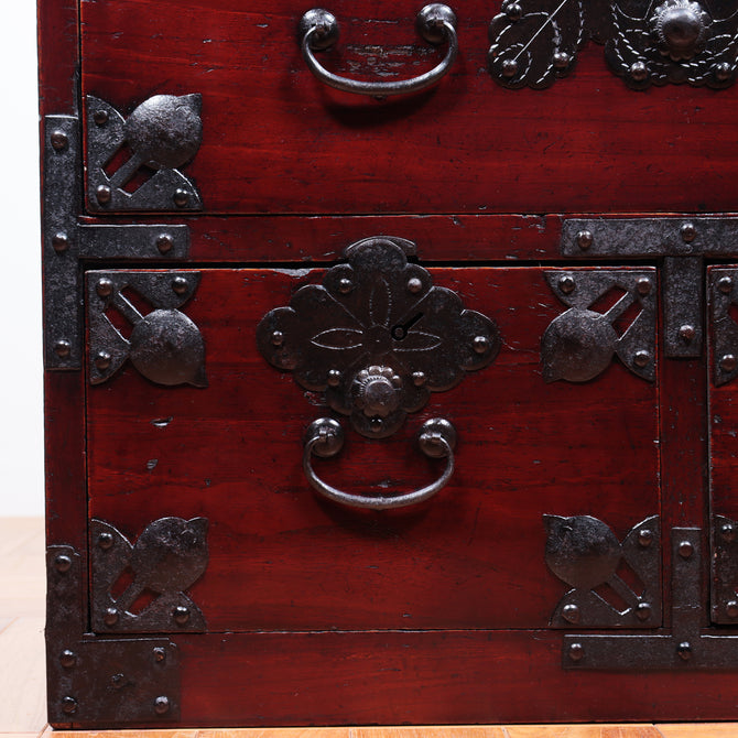 米沢菊紋小箪笥【Yonezawa small clothing chest】[j1111]