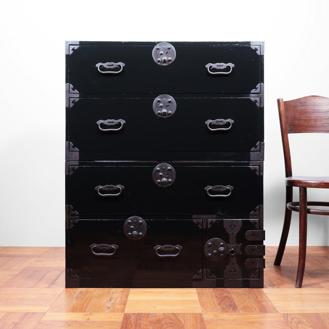 黒塗庄内丸金具衣裳箪笥【SHONAI clothing chest】[j1114]