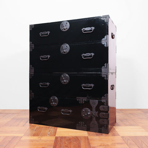 黒塗庄内丸金具衣裳箪笥【SHONAI clothing chest】[j1114]