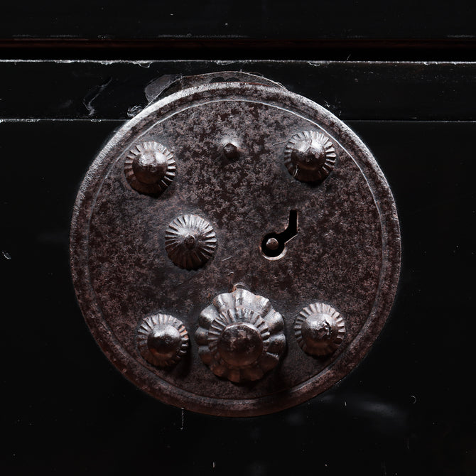 黒塗庄内丸金具衣裳箪笥【SHONAI clothing chest】[j1114]