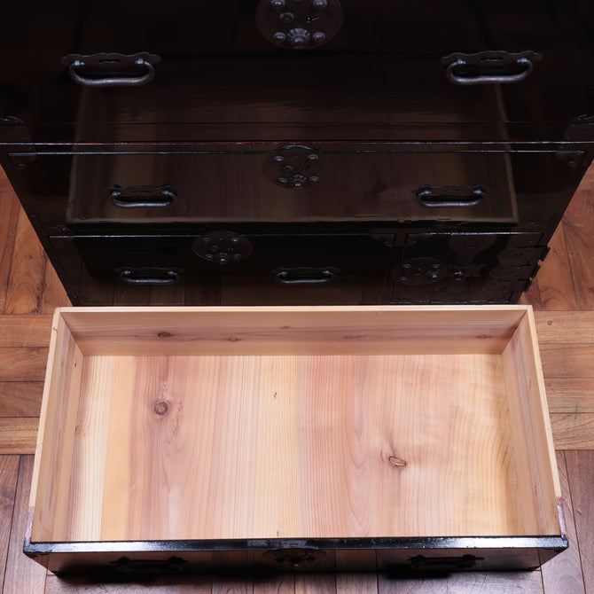 黒塗庄内丸金具衣裳箪笥【SHONAI clothing chest】[j1114]