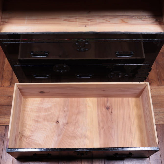 黒塗庄内丸金具衣裳箪笥【SHONAI clothing chest】[j1114]
