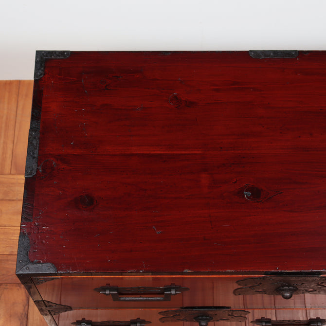 時代箪笥／庄内兜金具衣裳箪笥【 Shonai clothing chest 】 [j1115]Japanese Antique Furniture