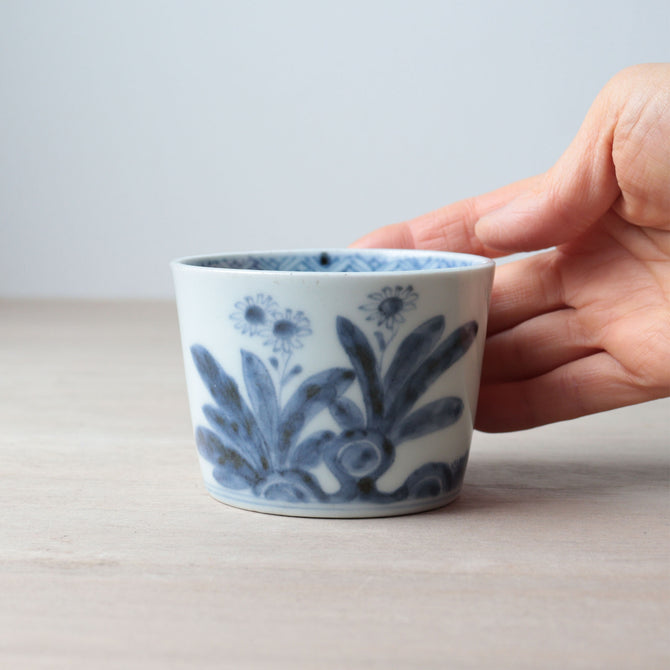 古伊万里草花紋様蕎麦猪口　1客【OLD IMARI SOBA CHOKO -soba noodle cup 1pc】[p0353]
