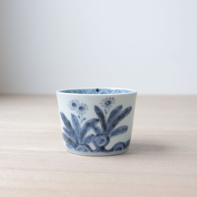 古伊万里草花紋様蕎麦猪口　1客【OLD IMARI SOBA CHOKO -soba noodle cup 1pc】[p0353]