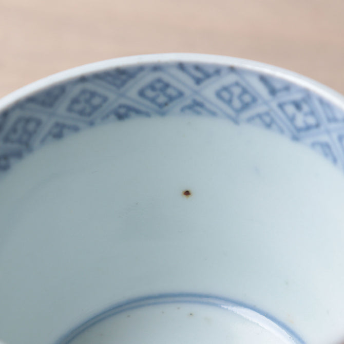 古伊万里草花紋様蕎麦猪口　1客【OLD IMARI SOBA CHOKO -soba noodle cup 1pc】[p0353]