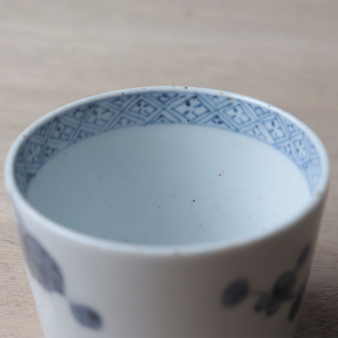 古伊万里草花紋様蕎麦猪口　1客【OLD IMARI SOBA CHOKO -soba noodle cup 1pc】[p0352]
