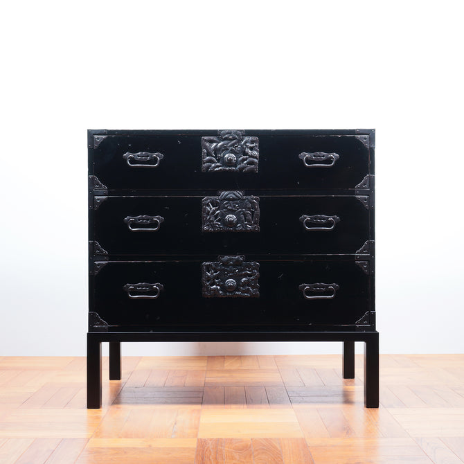 黒塗庄内衣裳箪笥 スタンド付き【Shonai clothing chest with metal stand】[j1117]