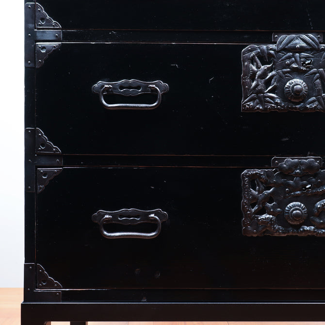 黒塗庄内衣裳箪笥 スタンド付き【Shonai clothing chest with metal stand】[j1117]