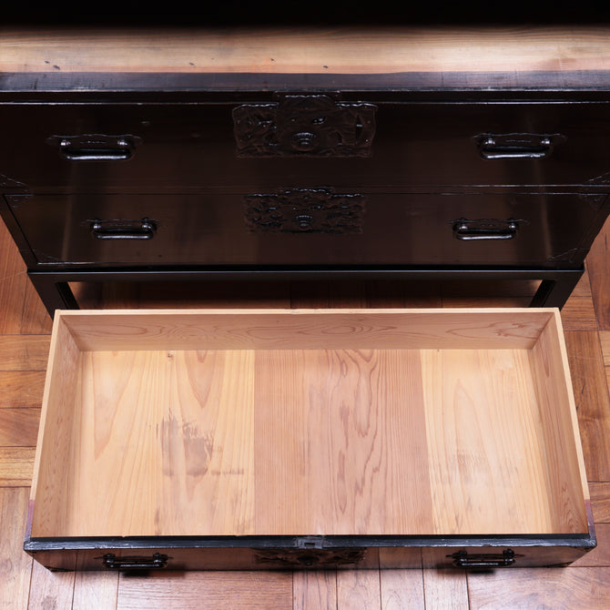 黒塗庄内衣裳箪笥 スタンド付き【Shonai clothing chest with metal stand】[j1117]