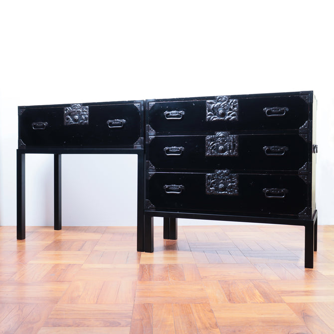 黒塗庄内衣裳箪笥 スタンド付き【Shonai clothing chest with metal stand】[j1118]