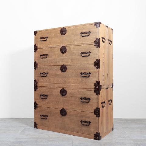 時代箪笥／庄内桐重ね衣裳箪笥【 SHONAI KIRI clothing chest 】 [j1212]　Japanese Antique Furniture