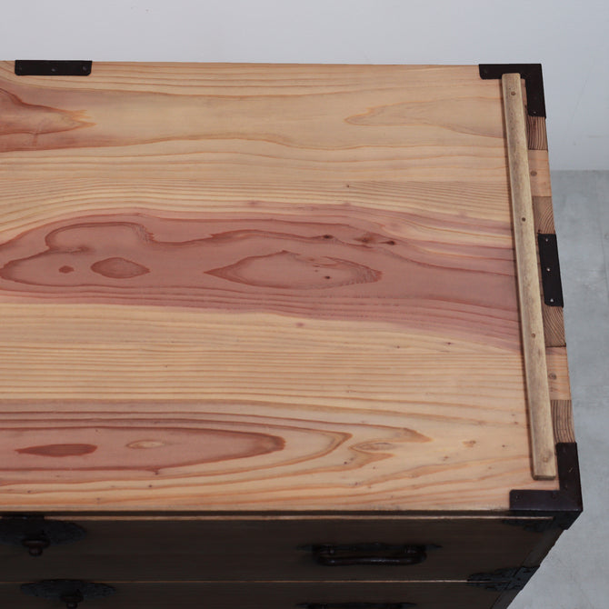 時代箪笥／庄内桐重ね衣裳箪笥【 SHONAI KIRI clothing chest 】 [j1212]　Japanese Antique Furniture