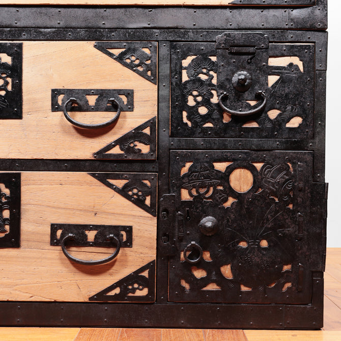 時代箪笥／佐渡衣裳箪笥【SADO clothing chest】 [j1124]Japanese Antique Furniture