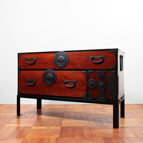 時代箪笥／相馬衣裳箪笥 スタンド付き [j1126] 【Japanese Antique Furniture Soma clothing chest with metal stand】