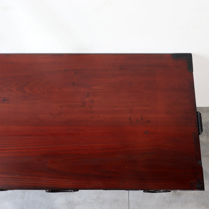 時代箪笥／仙台剣花菱紋衣裳箪笥　スタンド付き【Sendai clothing chest with metal stand 】 [j1179]　Japanese Antique Furniture
