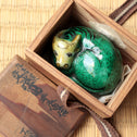 九谷交趾写牛香合【Kutaniyaki Incense Box with a Cow Design 】 [s1523]