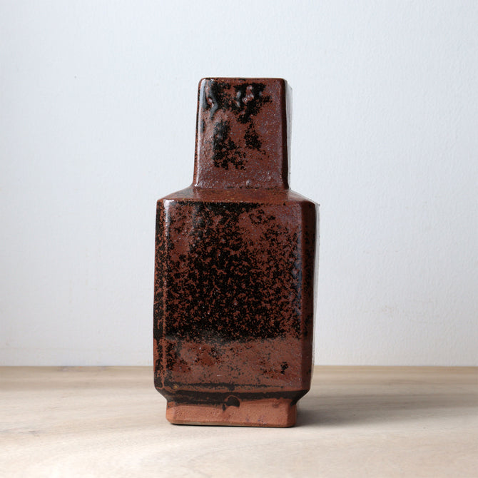 益子 角壷　白石蒋 作【 Square pot by Takashi Shiraishi 】 [k0617]