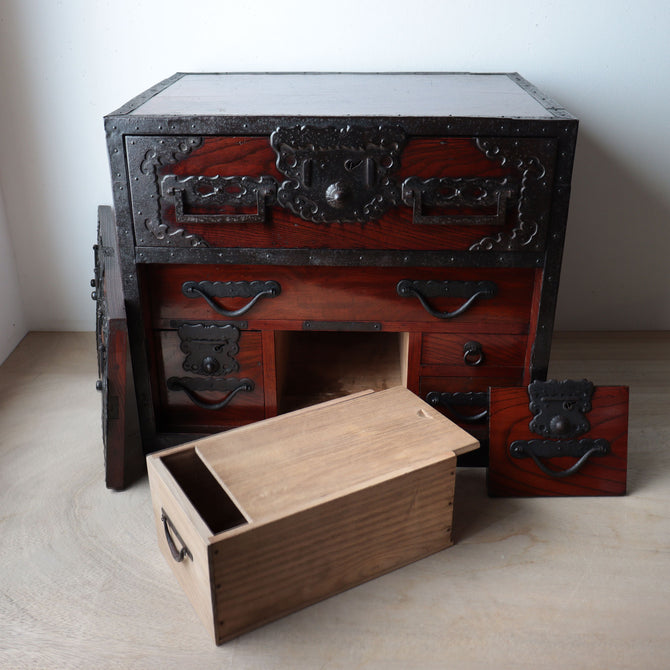 時代箪笥／船箪笥【FUNADANSU - sea chest】 [j1218]Japanese Antique Furniture