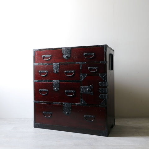 時代箪笥／一本物衣裳箪笥【 clothing chest 】 [j1208]　Japanese Antique Furniture