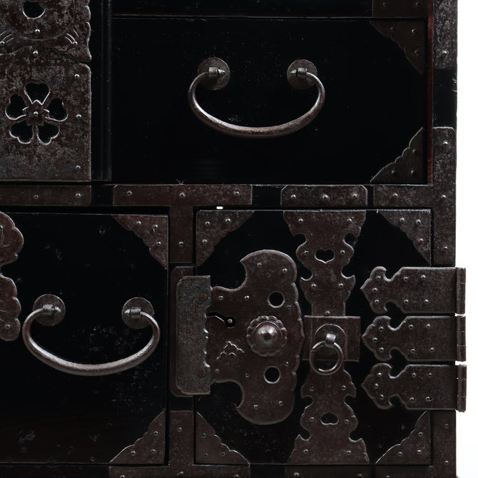 時代箪笥／黒塗庄内閂付小箪笥　スタンド付き【Small chest with metal stand】 [j1221]　Japanese Antique Furniture