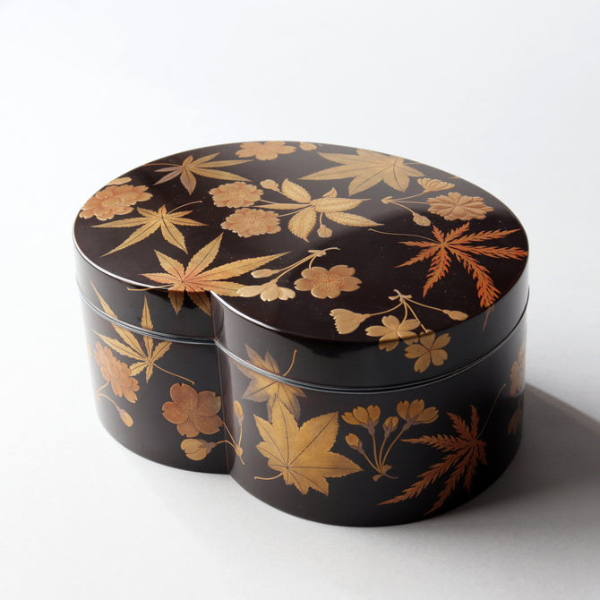 州浜形桜花紅葉図蒔絵箱[k0569]【Lacuerd small box design of cherry blossoms and maple leaves 】