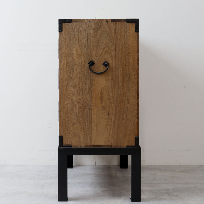 時代箪笥／桐小箪笥 スタンド付き  [j1186]【 Paulownia small chest  with metal stand 】