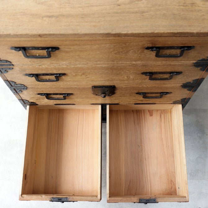 時代箪笥／桐小箪笥 スタンド付き  [j1186]【 Paulownia small chest  with metal stand 】