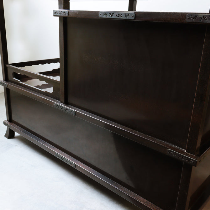 蒔絵飾り棚【Lacquered display cabnet】 [f0317]