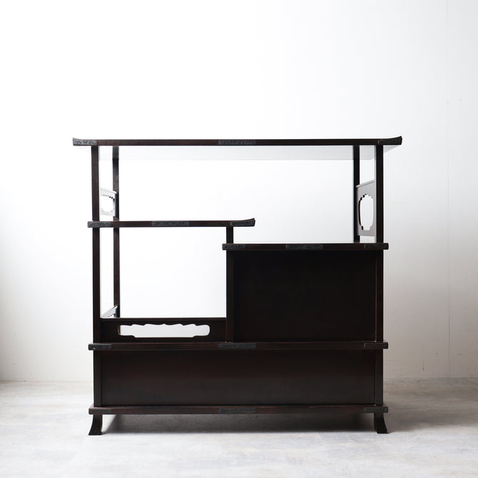 蒔絵飾り棚【Lacquered display cabnet】 [f0317]