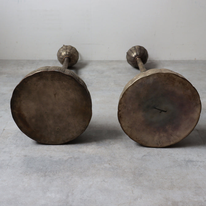 菊燈・燭台（一対）【 Pair of Candlesticks 】 [k0621]