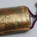 菊花金地高蒔絵印籠【INRO (Medicine case), Chrysanthemum design in Taka maki-e technique lacquered】[k0578]