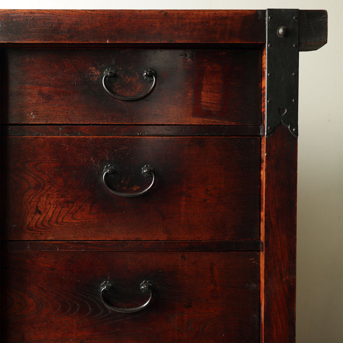 時代箪笥／閂錠付車箪笥【Wheeled chest with bar lock】 [j1188]Japanese Antique Furniture