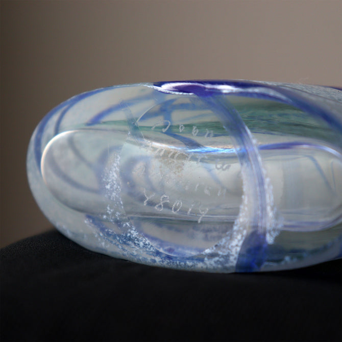 ガラス花入　KOSTABODA　Bertil Vallien　GALAXY BLUE　　[g044]