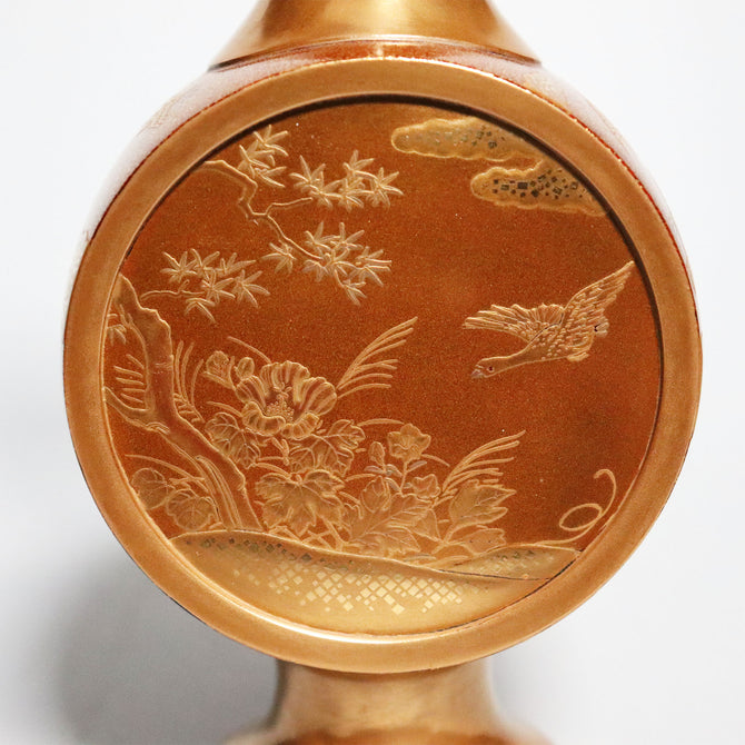 花鳥金蒔絵対花瓶【Gold lacquered vases with Birds and Flowers design】[k0576]