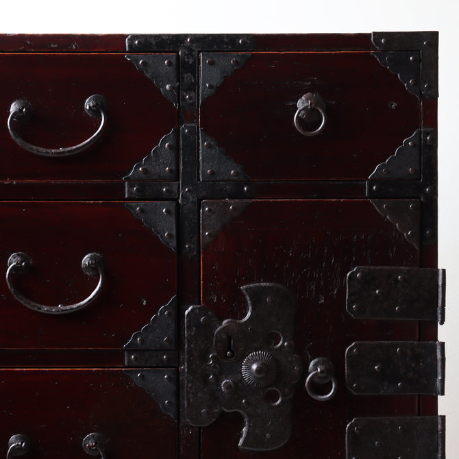 時代箪笥／庄内雪輪紋小箪笥　スタンド付き【SHOUNAI Small chest with metal stand】 [j1228]Japanese Antique Furniture