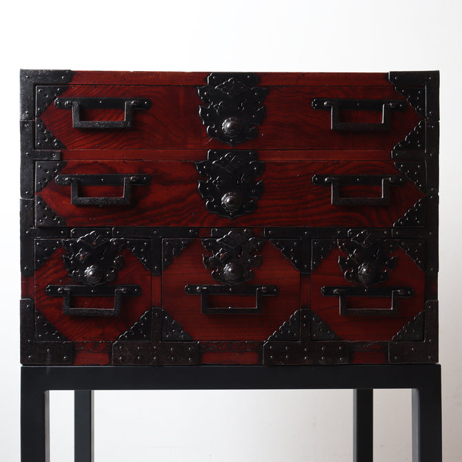 時代箪笥／酒田船箪笥　スタンド付き【FUNADANSU - sea chest with metal stand】 [j1229]　Japanese Antique Furniture