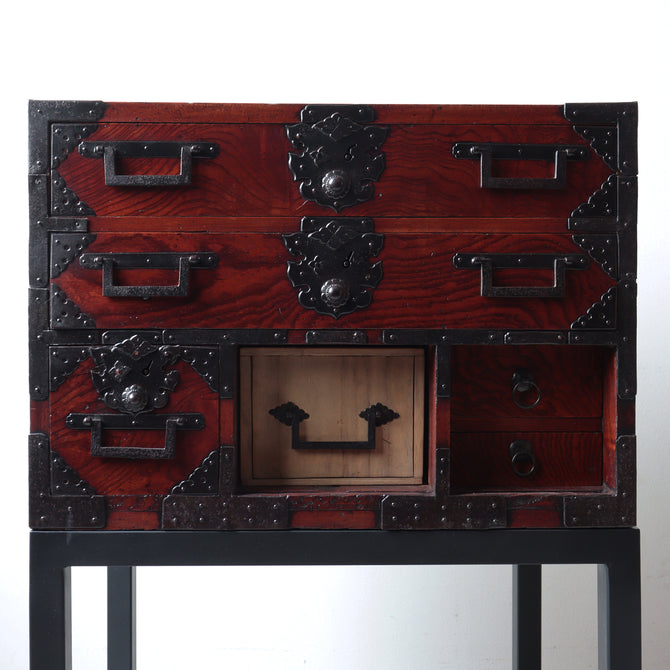 時代箪笥／酒田船箪笥　スタンド付き【FUNADANSU - sea chest with metal stand】 [j1229]　Japanese Antique Furniture