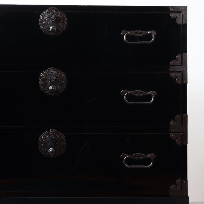 時代箪笥／庄内衣裳箪笥　スタンド付き【Shounai clothing chest with metal stand】 [j1231]Japanese Antique Furniture