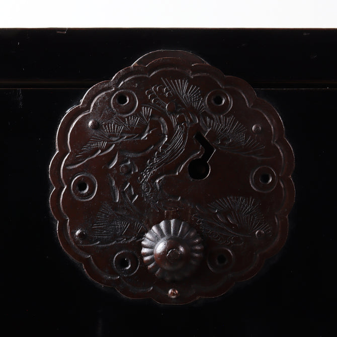 時代箪笥／庄内衣裳箪笥　スタンド付き【Shounai clothing chest with metal stand】 [j1231]Japanese Antique Furniture