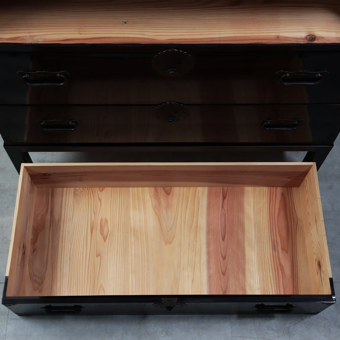 時代箪笥／庄内衣裳箪笥　スタンド付き【Shounai clothing chest with metal stand】 [j1231]Japanese Antique Furniture