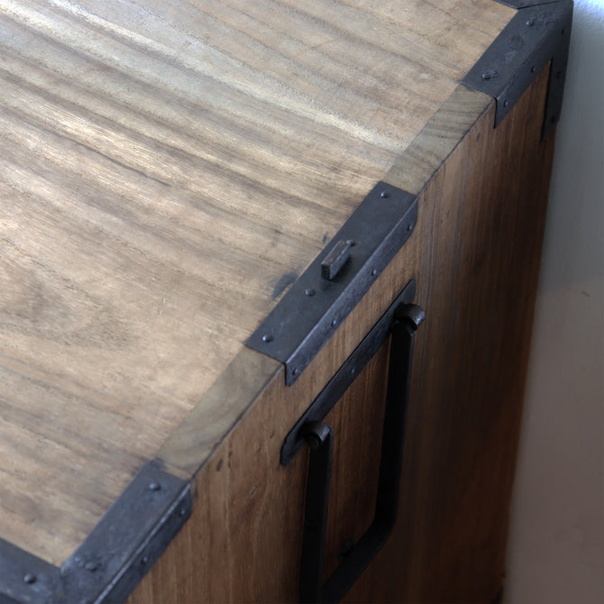 時代箪笥／総桐佐渡衣裳箪笥  [j1191]【 Sado clothing chest -Japanese antique furniture】