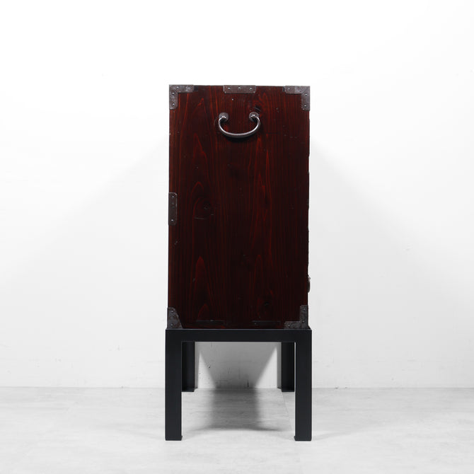 時代箪笥／黒塗閂付小箪笥　スタンド付き【Small chest with metal stand】 [j1193]　Japanese Antique Furniture