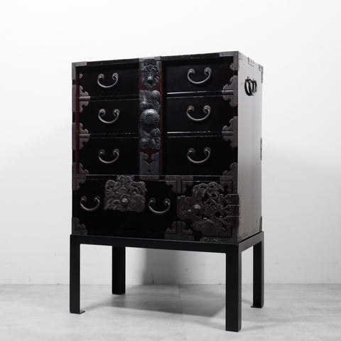 時代箪笥／黒塗閂付小箪笥　スタンド付き【Small chest with metal stand】 [j1193]　Japanese Antique Furniture